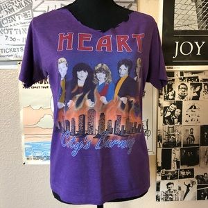 RARE Vintage HEART 1982 Tour Tee